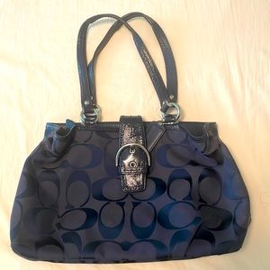Coach Shoulder bag
